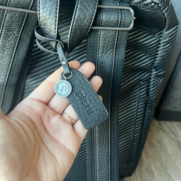 Pistil Hood River Oregon Quality Made Travel Laptop Backpack - Picture 4 of 9